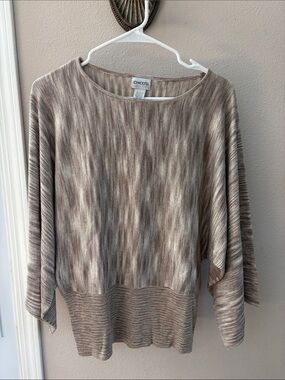 Chico's Heathered Taupe Patterned Top